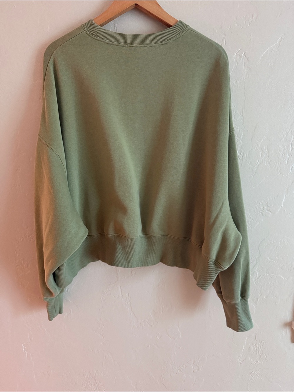 Nike Phoenix Fleece Sage Green Cropped Crew Neck Sweatshirt - Picture 6 of 13